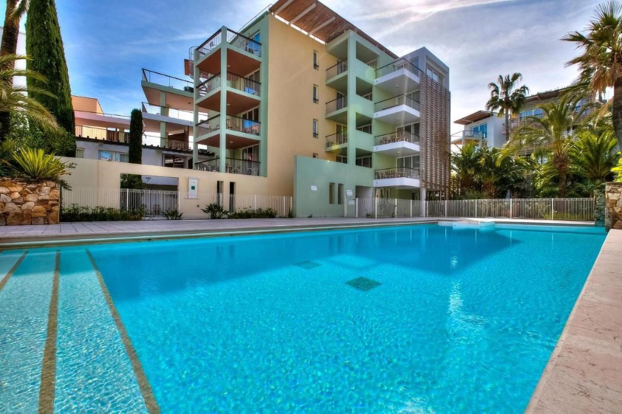 Appartement Port Prestige - Terrasse - Piscine - Parking Antibes Kültér fotó